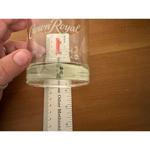 Crown Royal Whiskey Lowball Glass Cheers Canada Like New Condition - Picture 4 of 4